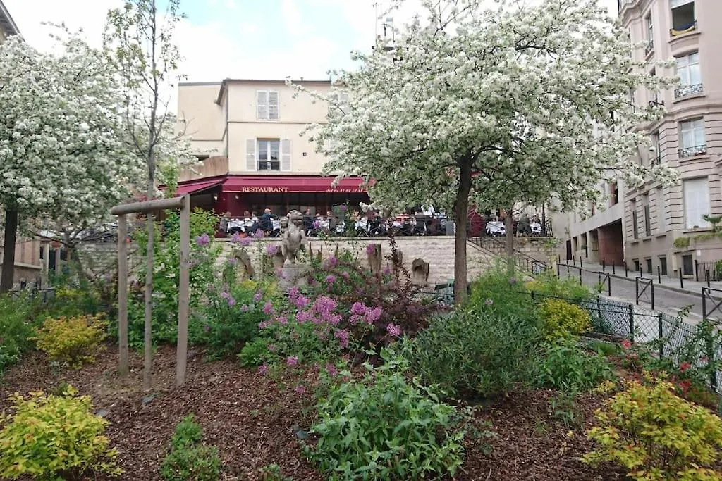 Excellent Totalement Renove باريس