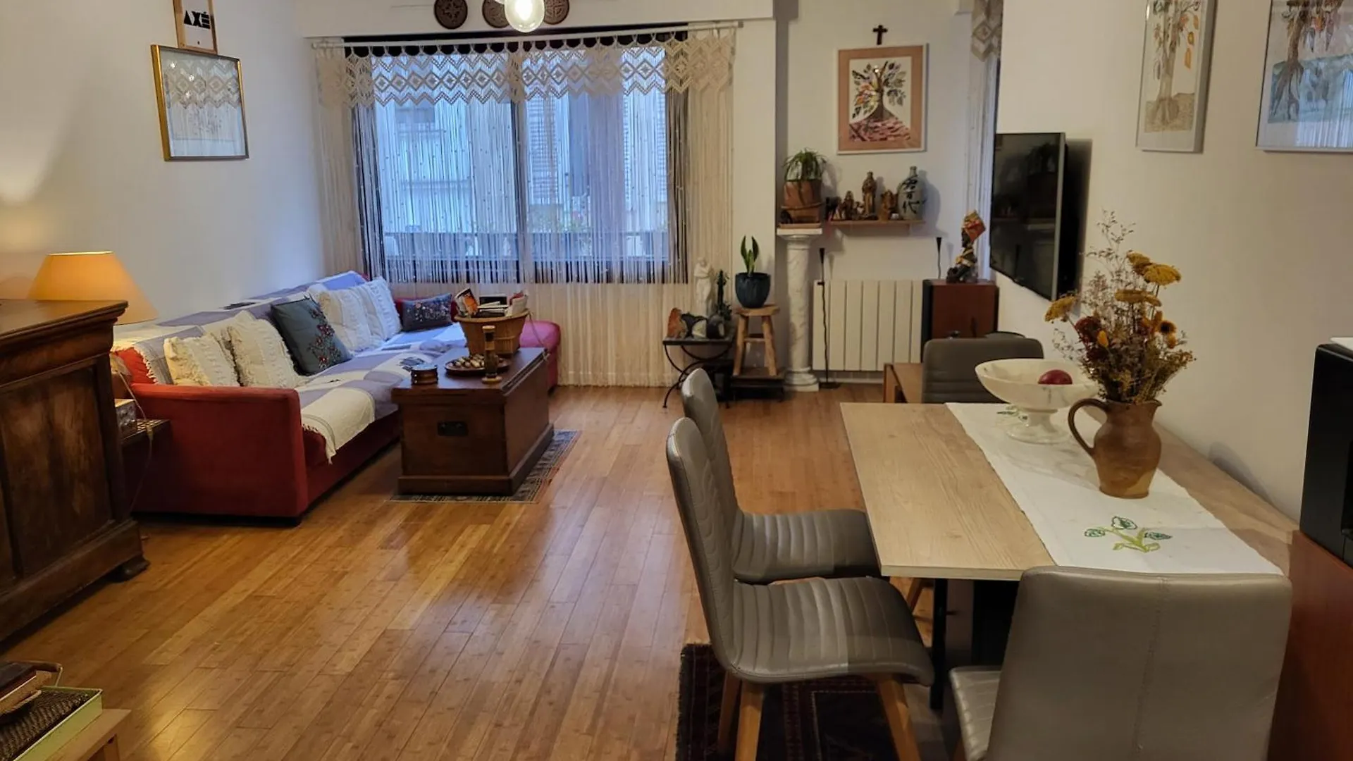 Excellent Totalement Renove باريس
